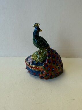 Decorative Peacock Metal Enamel Crystals Rhinestones Oval Trinket Box 2 Piece.